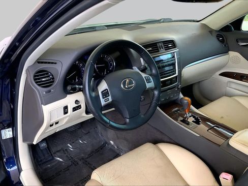 Used 2012 Lexus IS 250 w/ Premium Pkg Value Edition RWD image 17
