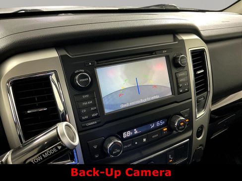 Used 2018 Nissan Titan SV w/ SV Convenience Package AWD/4WD image 10