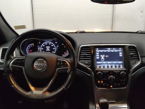 Used 2018 Jeep Grand Cherokee Limited AWD/4WD image 22