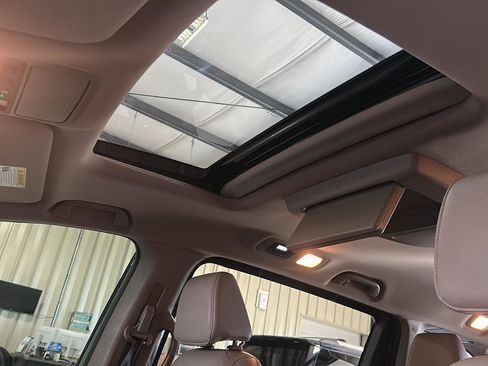 Used 2019 Honda Odyssey Elite image 28