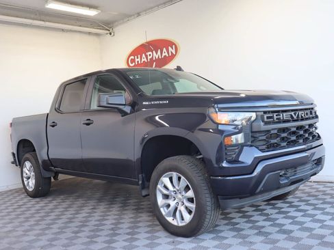 Used 2022 Chevrolet Silverado 1500 Custom RWD image 1