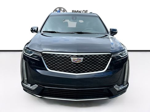 Used 2022 Cadillac XT6 Luxury image 2