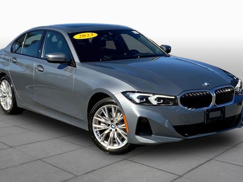 Used 2023 BMW 330i xDrive Sedan w/ Premium Package image 3