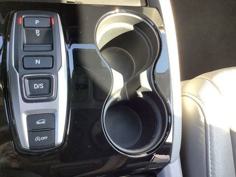 Used 2021 Honda Pilot Touring image 38