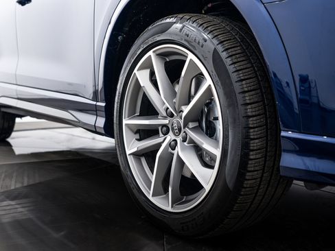 Certified 2025 Audi Q3 2.0T Premium w/ Convenience Package image 22