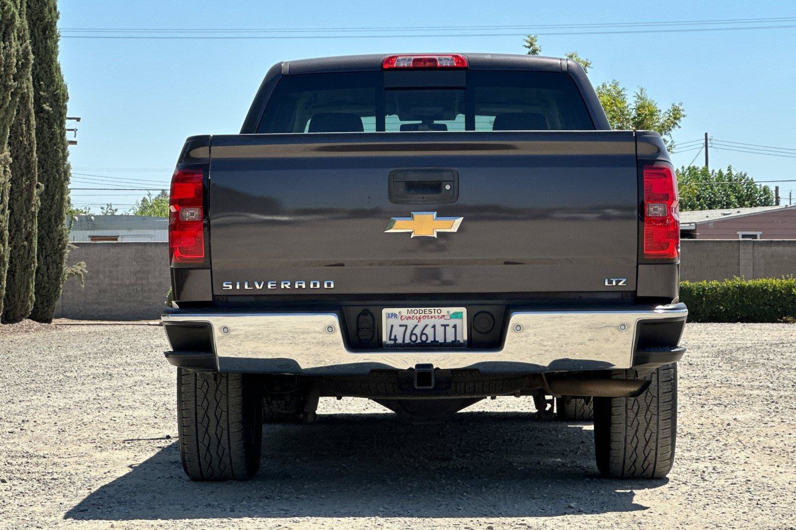 Used 2015 Chevrolet Silverado 1500 LTZ w/ LTZ Plus Package AWD/4WD image 5