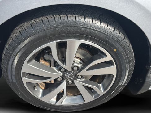 Certified 2022 Honda Odyssey Touring image 30