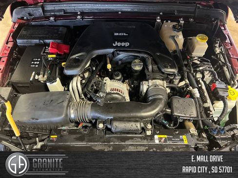 Used 2021 Jeep Gladiator Mojave w/ Dual Top Group AWD/4WD image 23