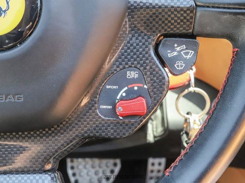 Used 2015 Ferrari California T RWD image 38