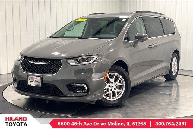 Used 2022 Chrysler Pacifica Touring-L FWD image 1