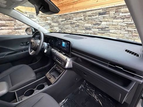 Used 2024 Hyundai Kona SEL w/ Convenience Package AWD/4WD image 13