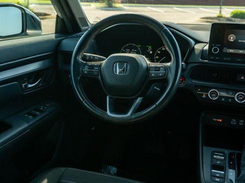 Used 2024 Honda CR-V Sport image 22