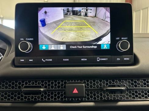 Certified 2025 Honda HR-V Sport image 32