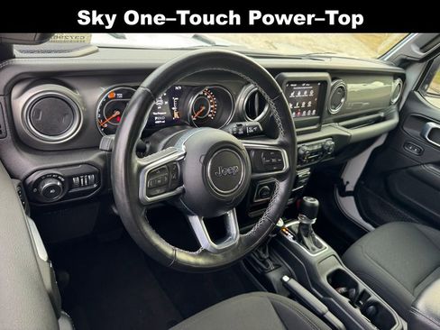 Used 2021 Jeep Wrangler Unlimited Sahara w/ Safety Group image 3