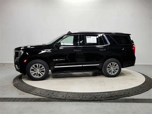Used 2023 GMC Yukon Denali image 4