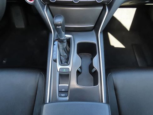 Used 2019 Honda Accord LX image 20