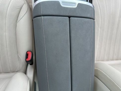 Used 2022 Mercedes-Benz EQS 450+ Sedan image 17