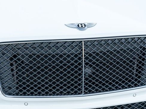 Used 2021 Bentley Bentayga Speed AWD/4WD image 6