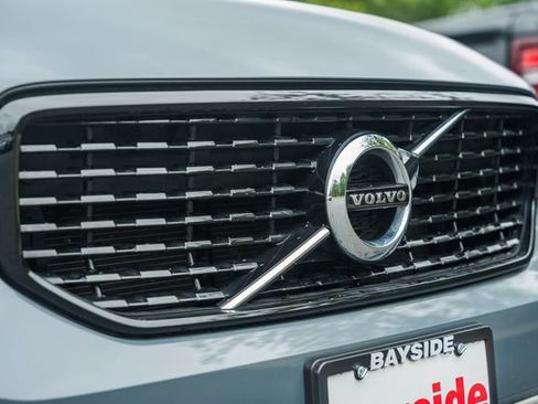 Used 2021 Volvo XC40 T5 R-Design AWD/4WD image 26