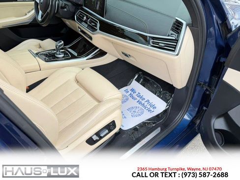 Used 2021 BMW X7 xDrive40i w/ Executive Package image 23