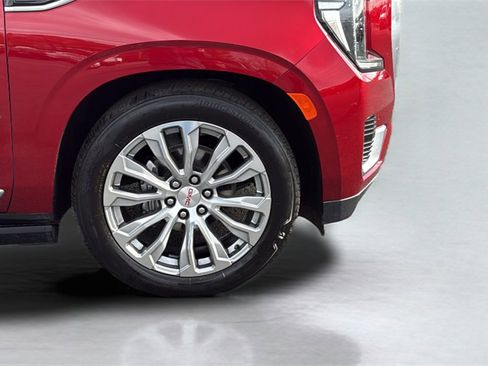 Used 2023 GMC Yukon Denali w/ Max Trailering Package image 24