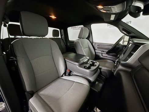 Used 2024 RAM 2500 Big Horn w/ Bed Utility Group image 25