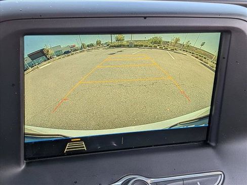 Used 2019 Chevrolet Camaro LT RWD image 13