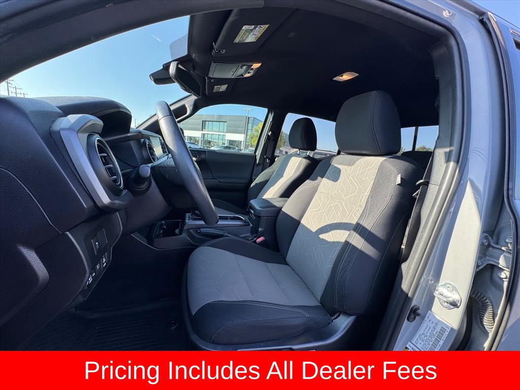 Used 2021 Toyota Tacoma TRD Sport w/ Technology Package RWD image 16