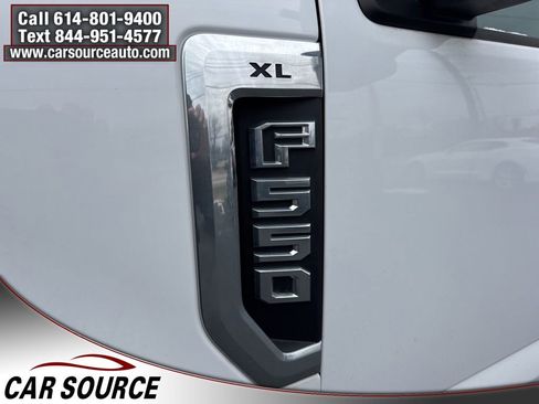 Used 2019 Ford F550 2WD Regular Cab Super Duty image 2