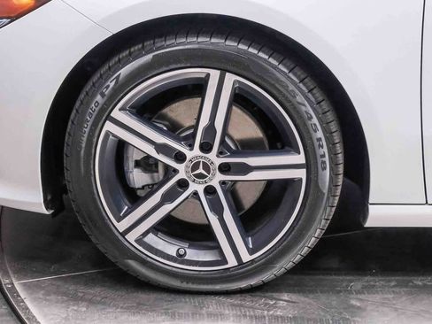 Used 2020 Mercedes-Benz CLA 250 image 10