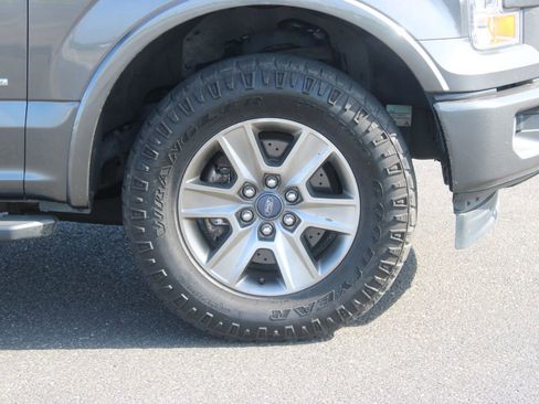 Used 2017 Ford F150 XLT w/ Equipment Group 302A Luxury image 12