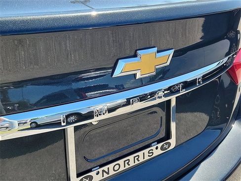 Used 2019 Chevrolet Impala LT image 11