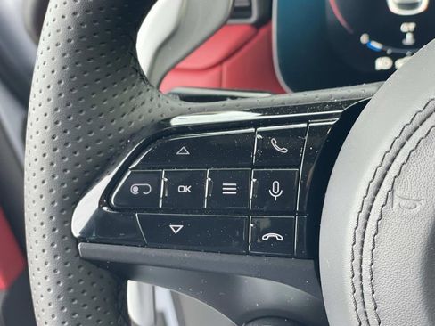 New 2026 Maserati Grecale Modena image 8