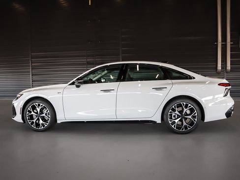New 2026 Audi A6 Premium Plus AWD/4WD image 15