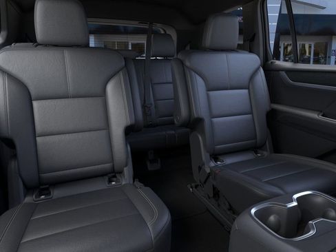 New 2026 GMC Acadia Elevation w/ Elevation Premium Package AWD/4WD image 17