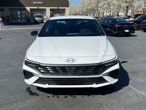 New 2026 Hyundai Elantra Sport image 3