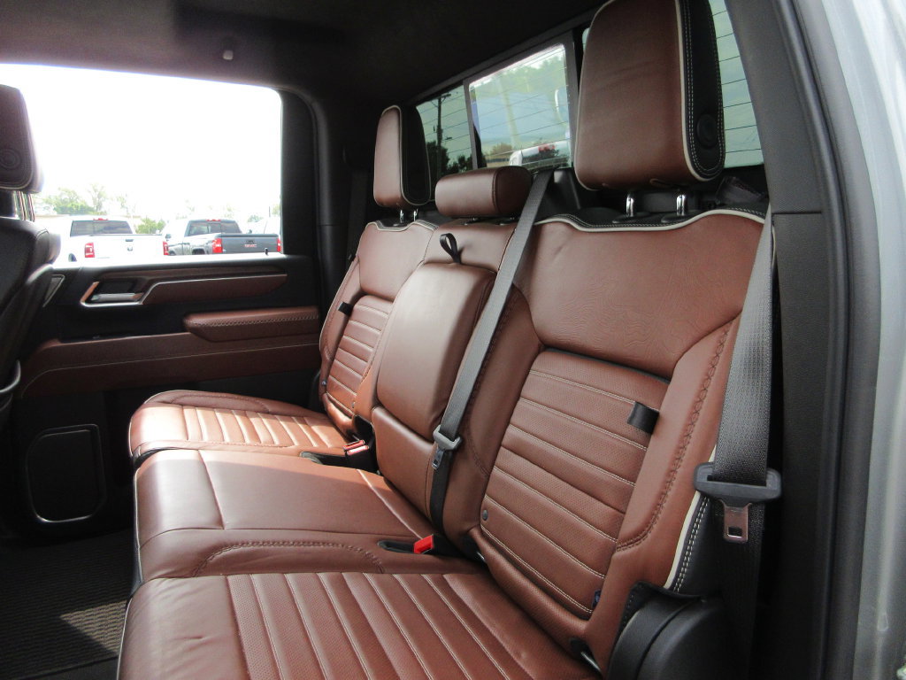 Certified 2025 GMC Sierra 2500 Denali Ultimate AWD/4WD image 29