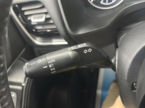 Used 2022 Nissan Rogue SV w/ SV Premium Package AWD/4WD image 16