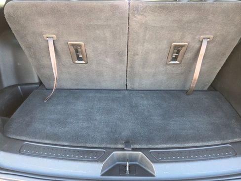 Used 2018 GMC Acadia SLT FWD image 19