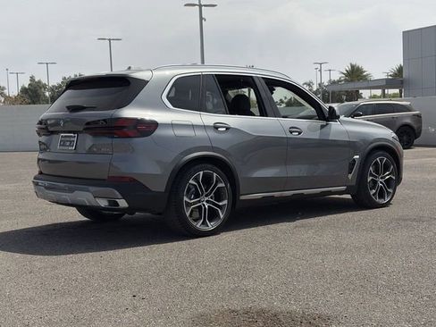 Used 2026 BMW X5 xDrive50e w/ Executive Package AWD/4WD image 5