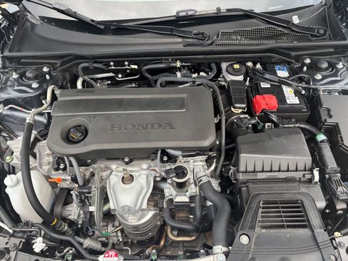 Used 2025 Honda Civic Sport image 30