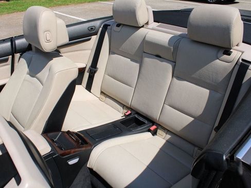 Used 2011 BMW 335i Convertible RWD image 25