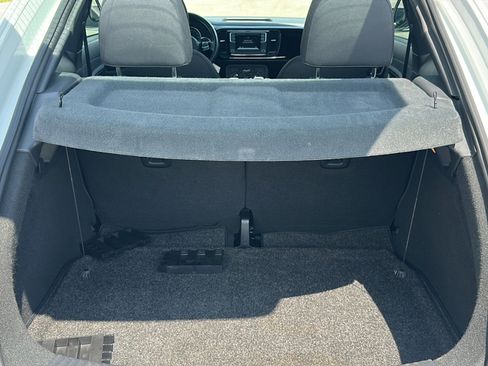 Used 2019 Volkswagen Beetle 2.0T S image 18