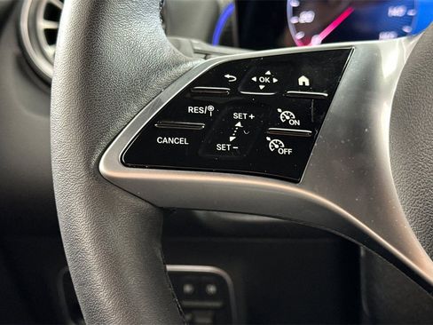 Certified 2026 Mercedes-Benz GLB 250 image 27