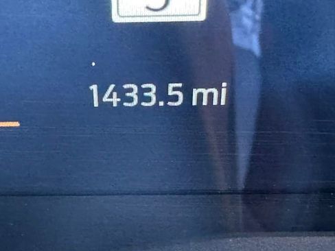 Used 2025 Ford Mustang Premium image 15