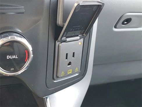 Certified 2022 Ford F150 Lariat w/ Bed Utility Package image 27