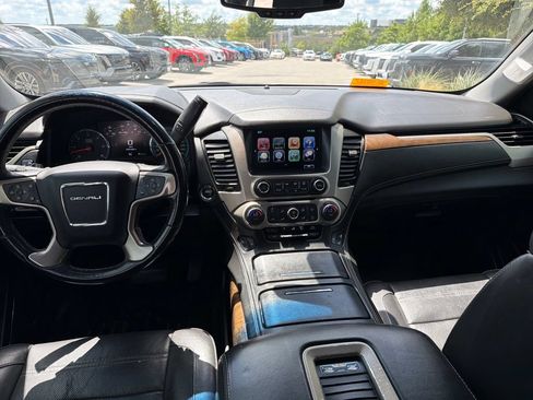 Used 2018 GMC Yukon Denali w/ Open Road Package AWD/4WD image 30