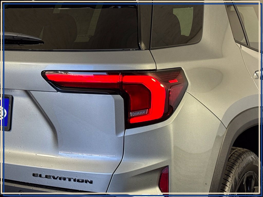 New 2027 GMC Terrain Elevation w/ Black Edition AWD/4WD image 7