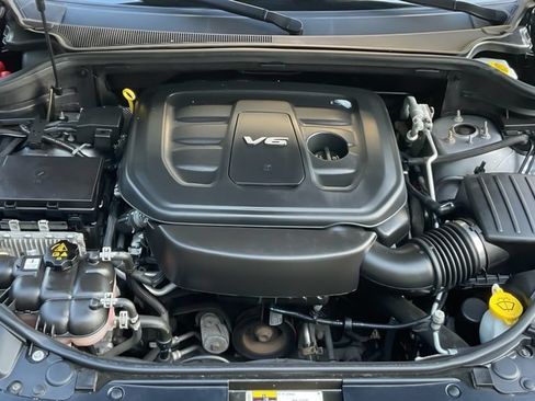 Used 2018 Jeep Grand Cherokee Laredo AWD/4WD image 27