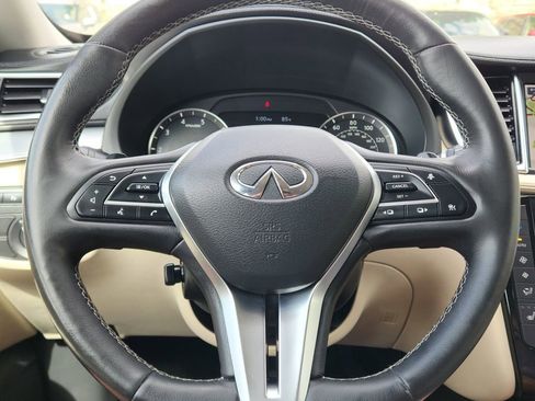 Used 2020 INFINITI QX50 Essential w/ Convenience Package image 18